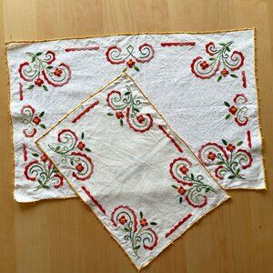 Vintage Linen Embroidered Tea Towel and Place Mat